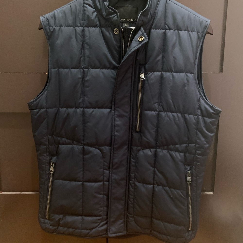 Banana Republic Men’s Navy Quilted Vest Size Small